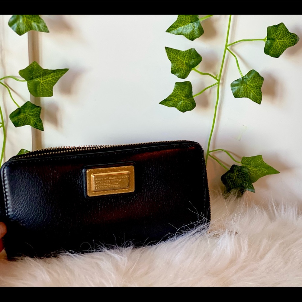 Limited Edition Marc Jacob’s Wallet